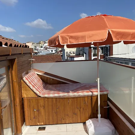 ベッド・アンド・ブレックファスト Wonder Wood