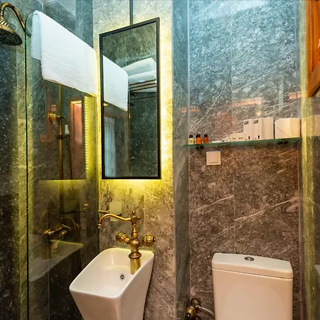 فندق مبيت وإفطار Wonder Wood 3*