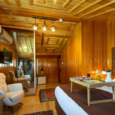 Wonder Wood فندق مبيت وإفطار 3*