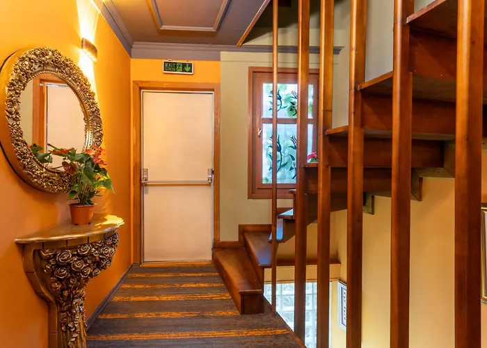 Alojamento de Acomodação e Pequeno-almoço Wonder Wood