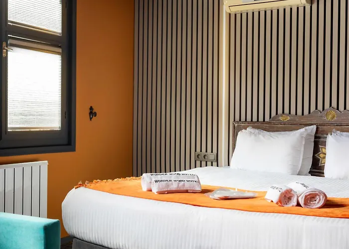 Alojamento de Acomodação e Pequeno-almoço Wonder Wood 3*