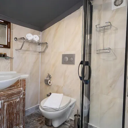 Bed and Breakfast Wonder Wood 3*